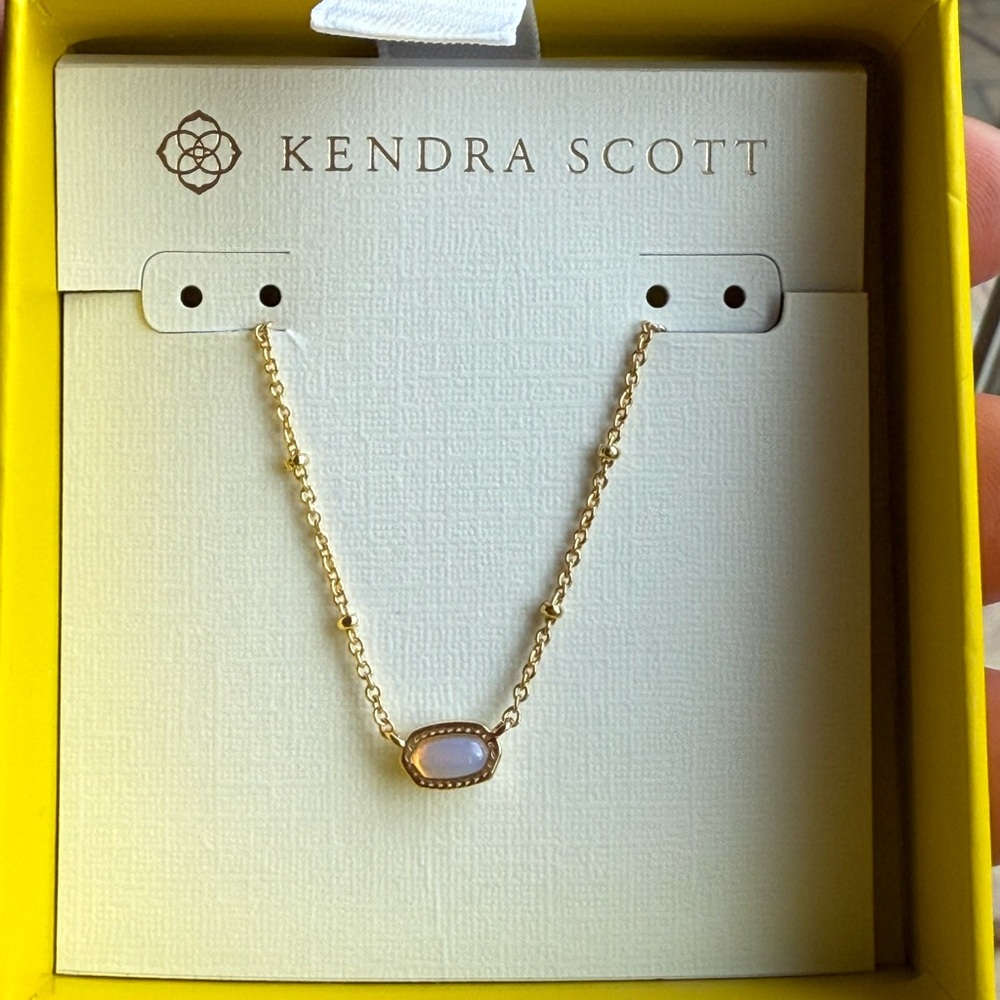 NWT- Kendra Scott Mini Elisa Gold Light Pink/Iridescence color pendant
